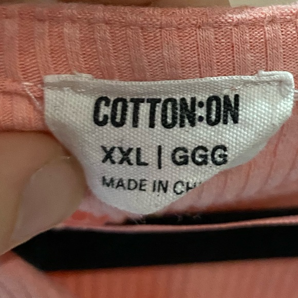 Pink cropped cardigan - Picture 3 of 4